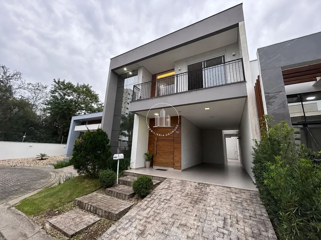 Casa 3 Quartos 174m² 1 Suíte no Brisas Parque - Deltaville