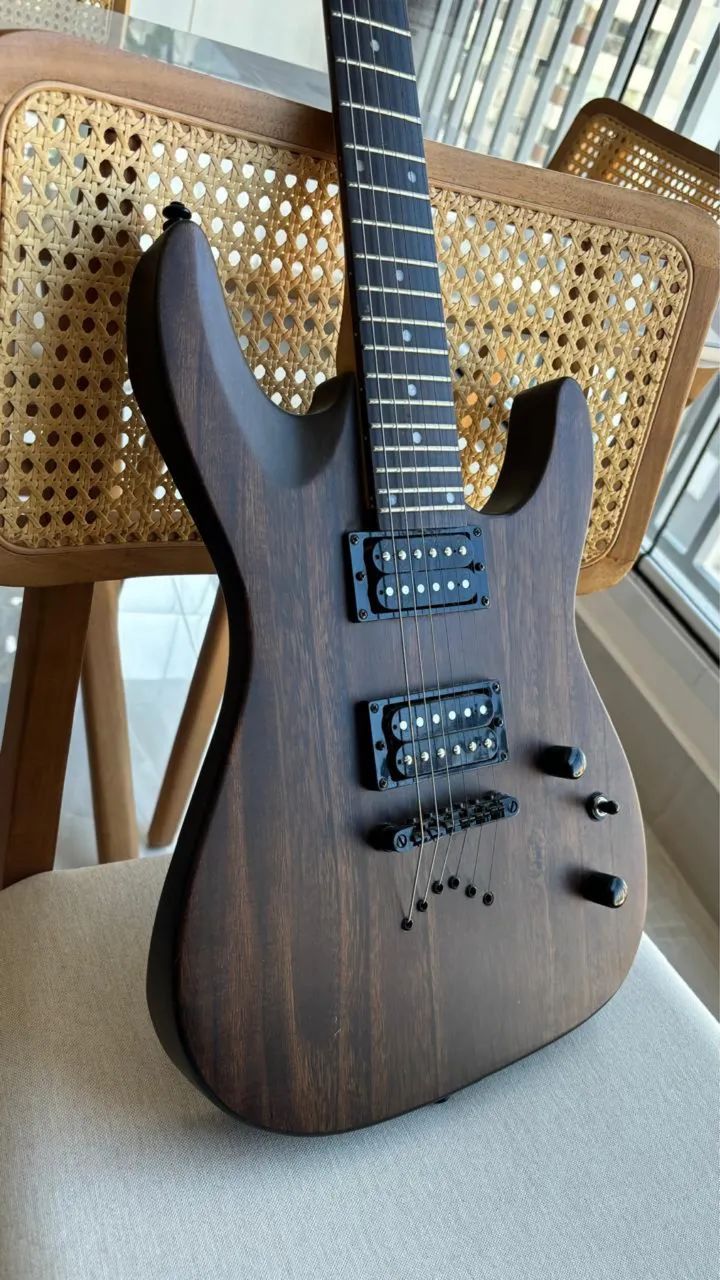 Guitarra Dean Vendetta - Usada  - Foto 2