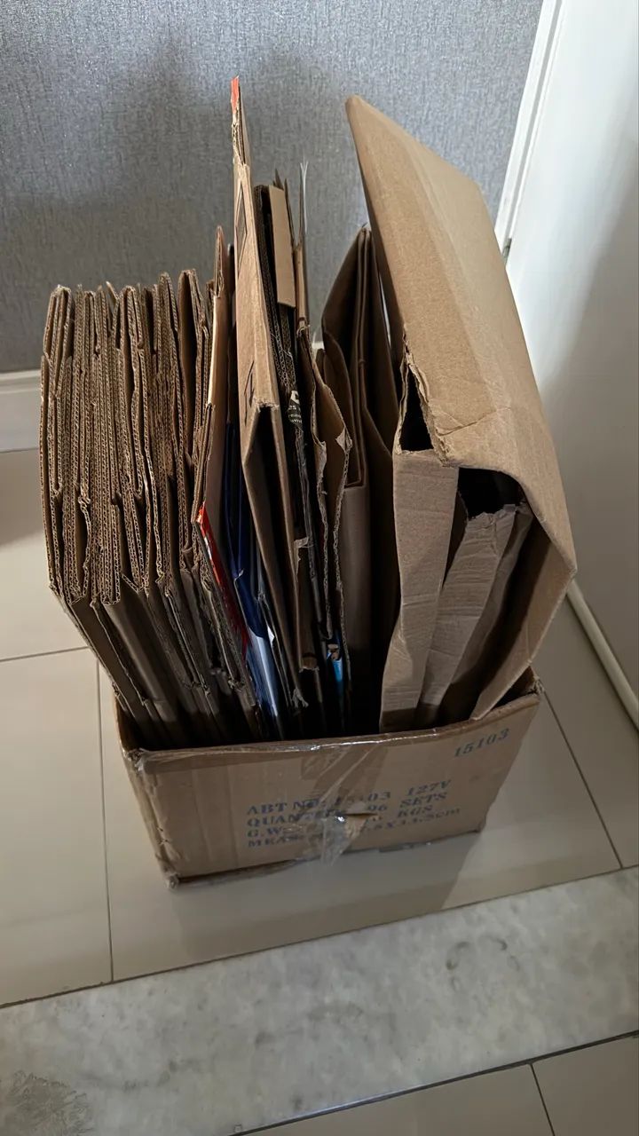 Caixa de papelão  - Foto 2