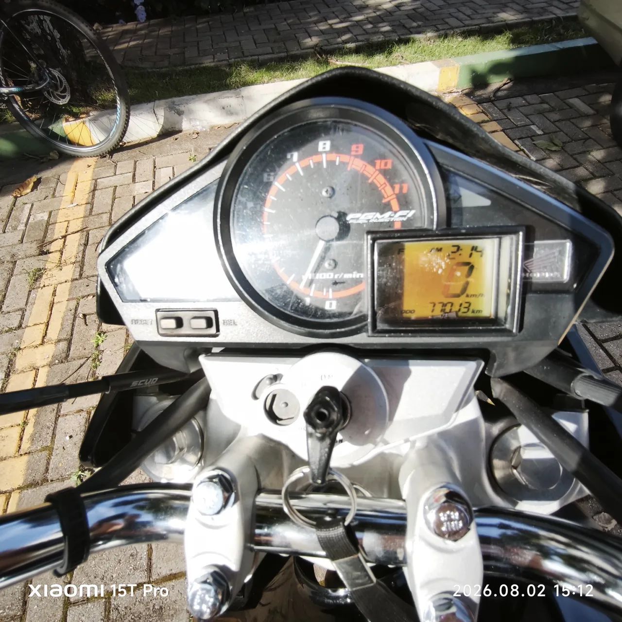 CB300r impecável  - Foto 4