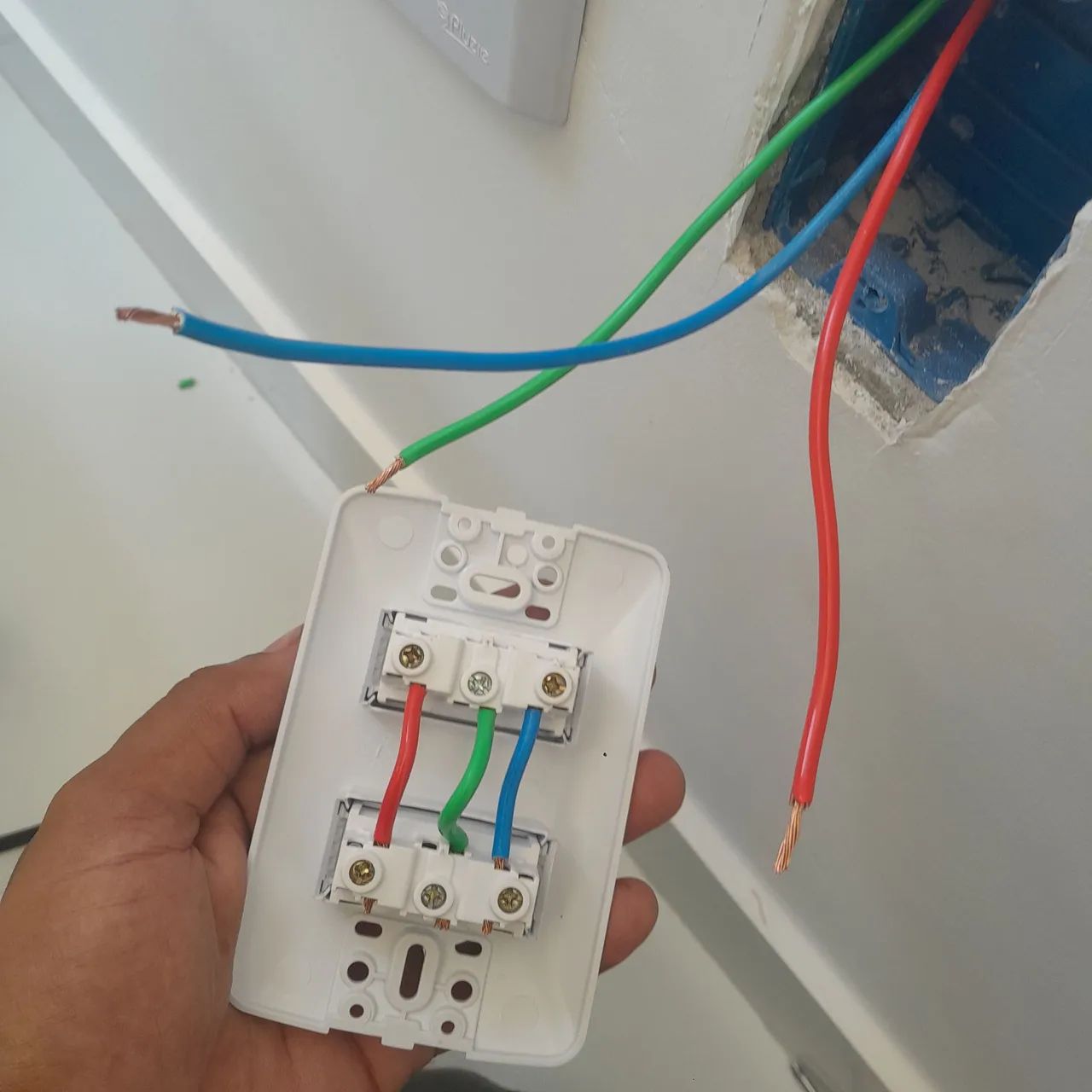 Eletricista Residencial  - Foto 2
