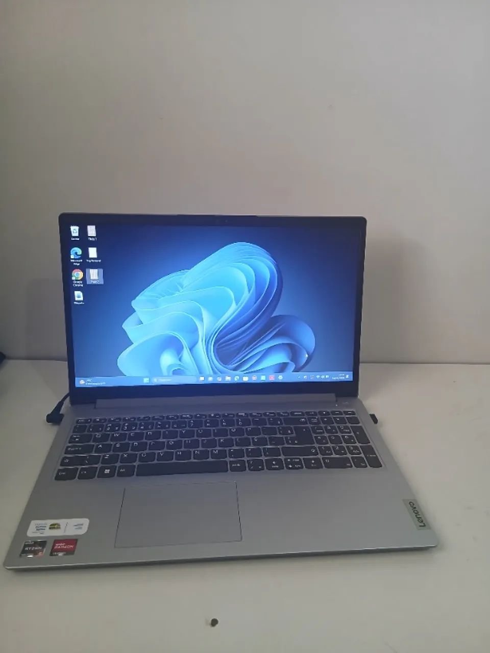 Laptop - Foto 2