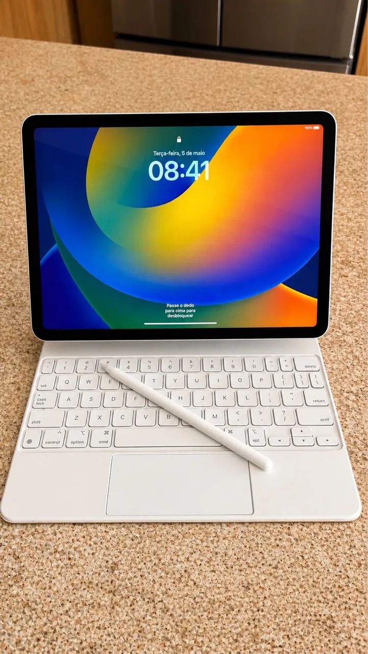 iPad Air 5ª Geração + Teclado + Apple Pencil (Completo) - Tablets