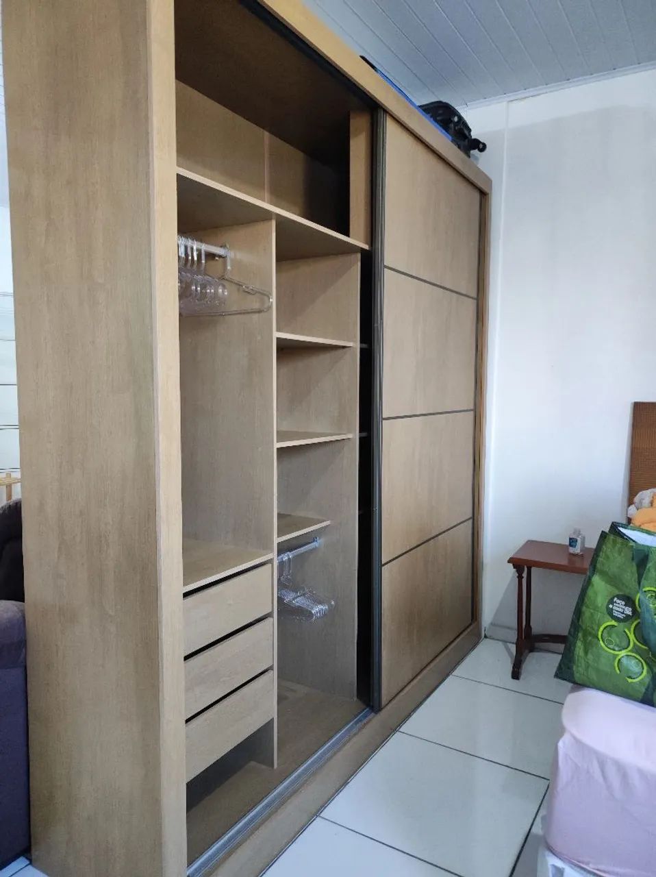 Guarda Roupa Grande - Foto 2