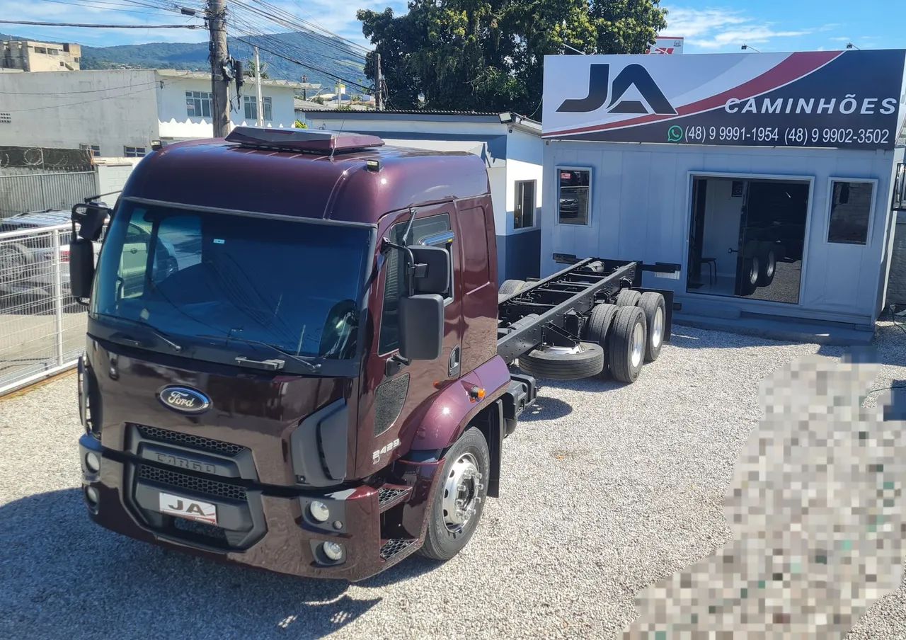 FORD CARGO 2429 ANO 2013 - Foto 3