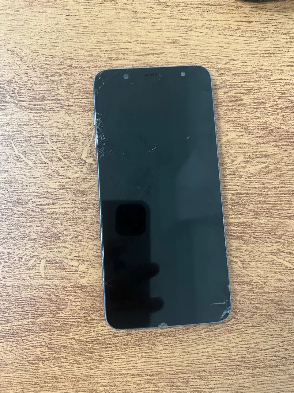 Samsung Galaxy J8 