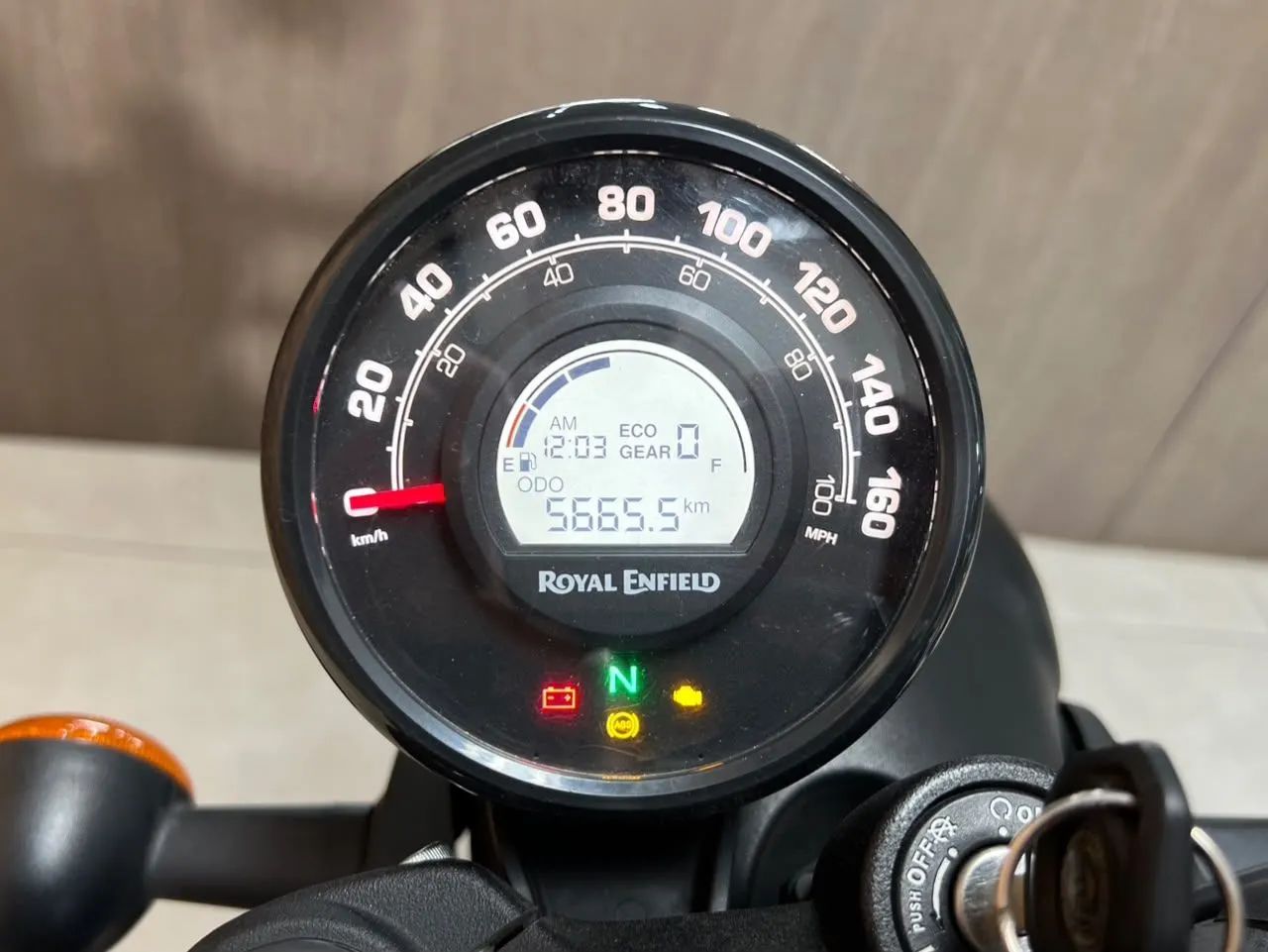 HUNTER 350 350 DAPPER CINZA 2024/2025 - Foto 3