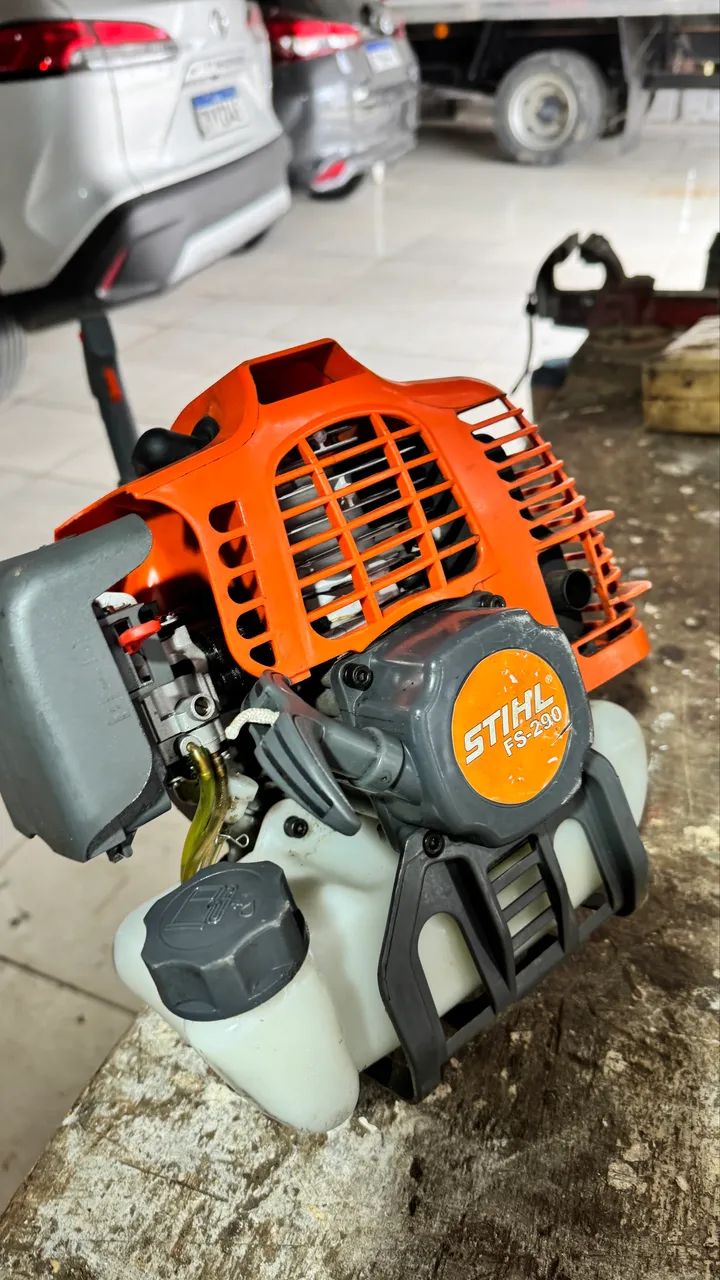 Vendo Roçadeira Stihl FS 290 zerada  - Foto 3