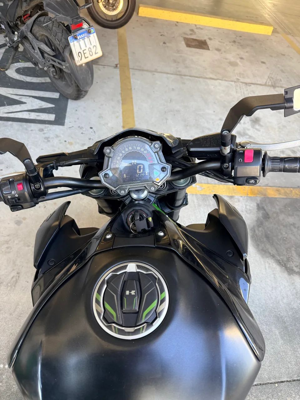 Z900  - Foto 2