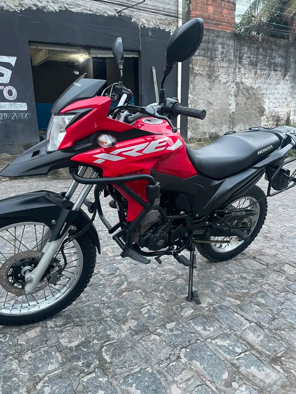 XRE 190 2024
