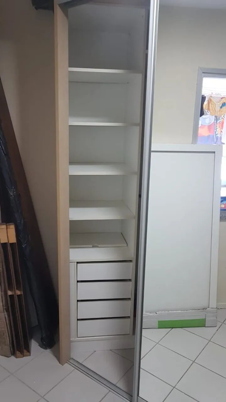 Armário tipo closet com portas de espelho - Foto 5
