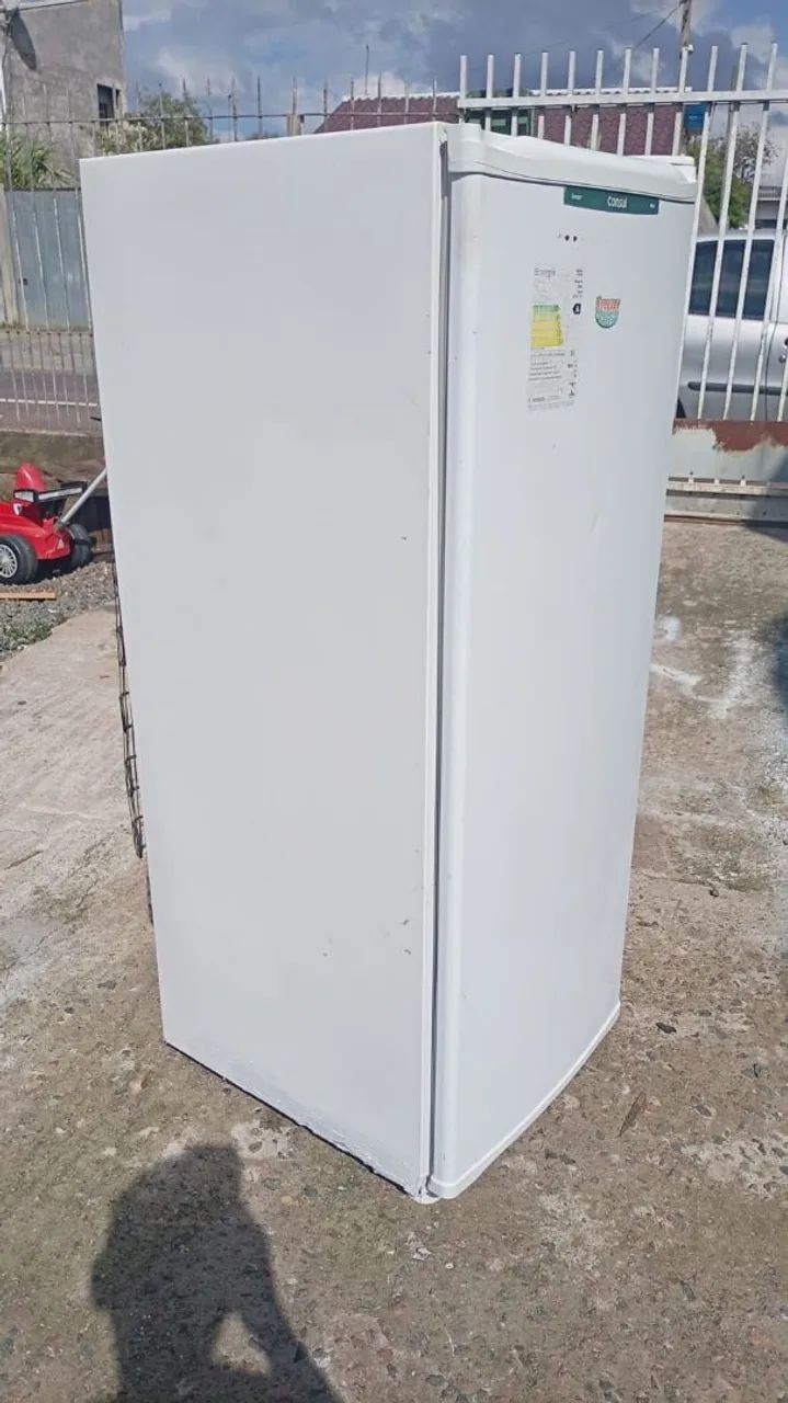 Vendo freezer vertical Consul funcionando perfeitamente  - Foto 3