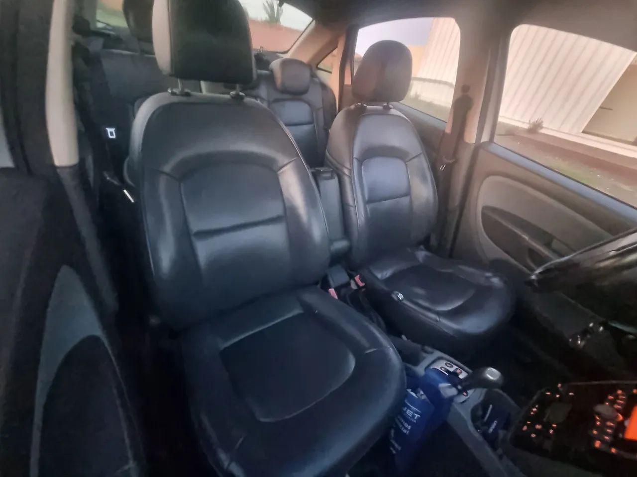 Fiat Linea Absolute 1.9/1.8 Flex Dualogic 4P 2011 - Foto 2
