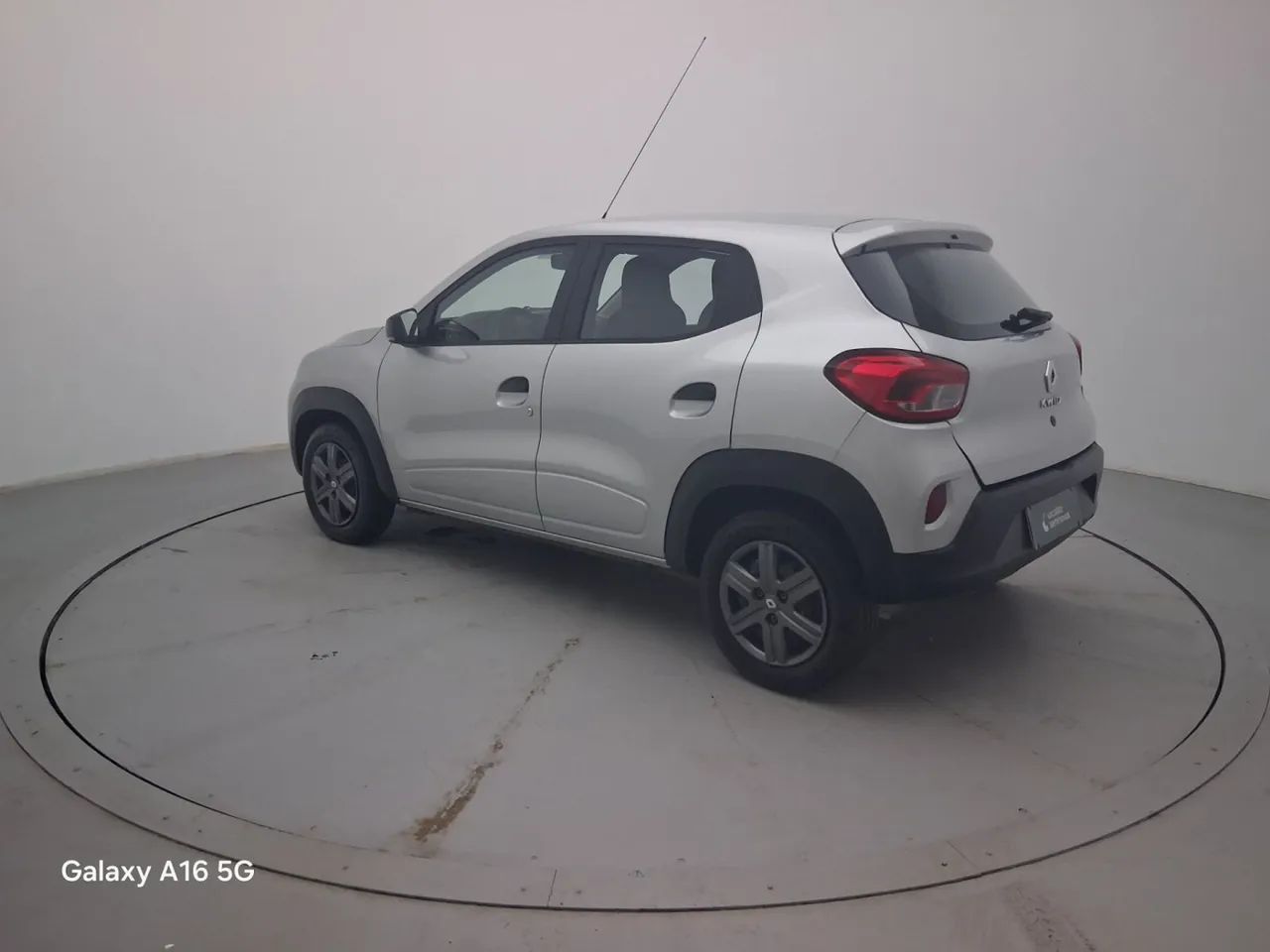 Renault Kwid 1.0 Zen, foto 3 de 18