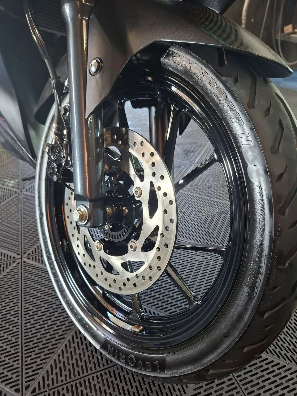 Yamaha R15 - Foto 4