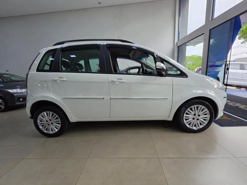 Fiat Idea Essence 1.6 Flex 16V 5P 2016 - Foto 3