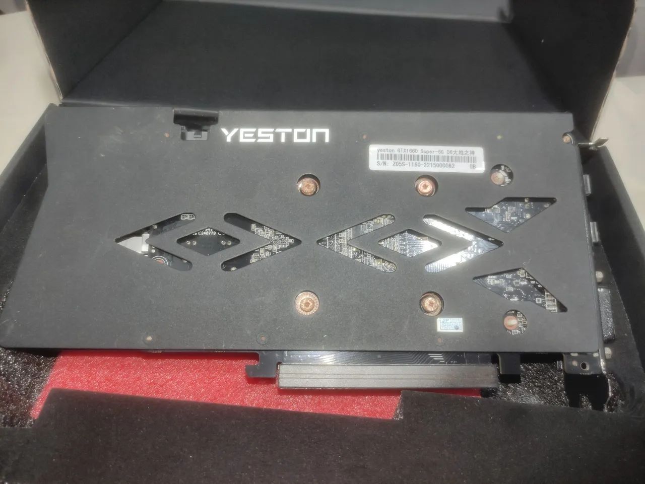 GTX 1660 SUPER  - Foto 4