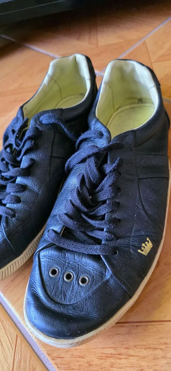 2 tenis couro osklen 40  - Foto 5