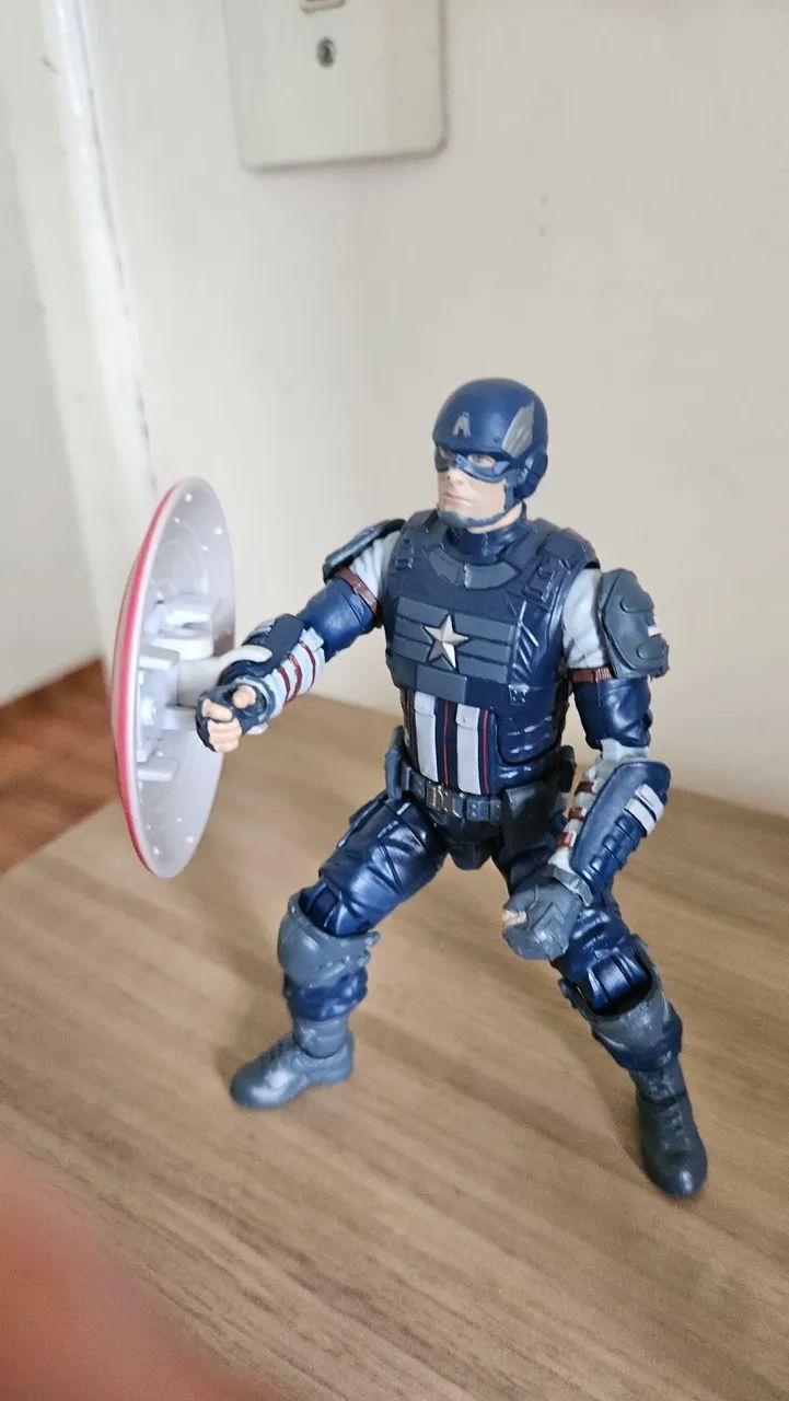 Action Figure Capitão América Marvel - Foto 3