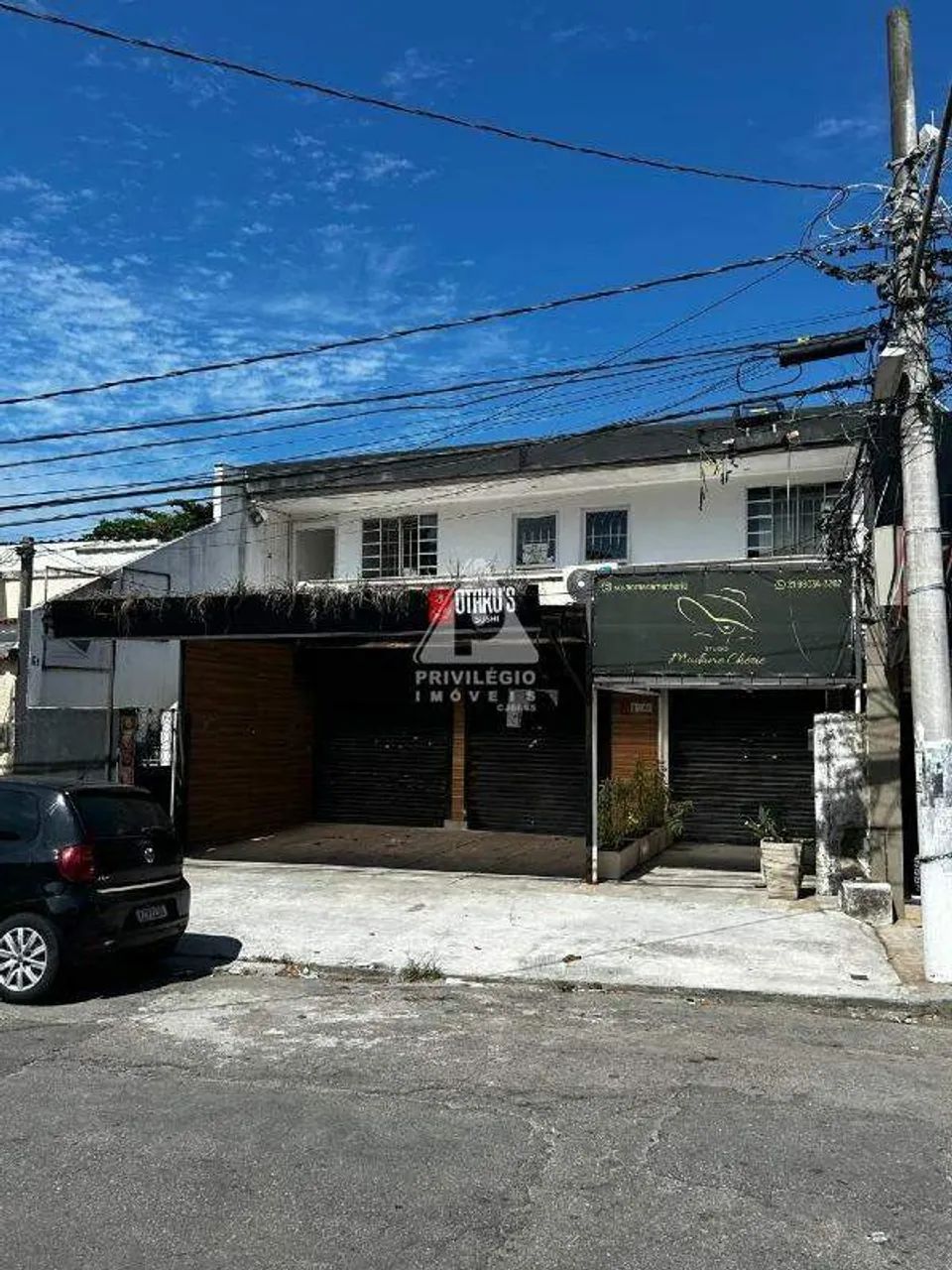Prédio comercial na Taquara