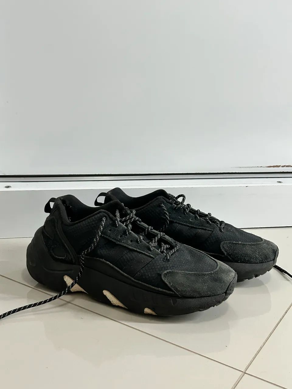 Tênis adidas 