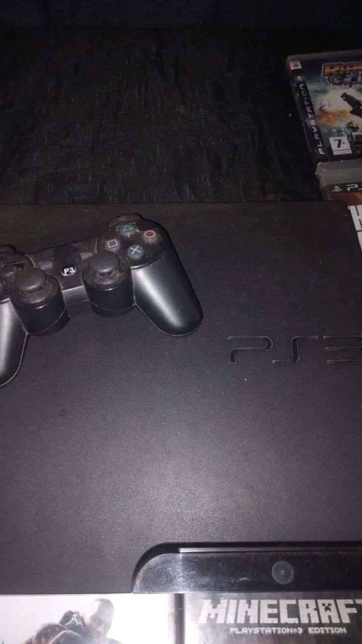 Ps3 com jogos e controle
