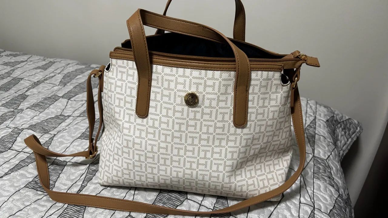 Bolsa Tommy Hilfiger nova no plástico  - Foto 4