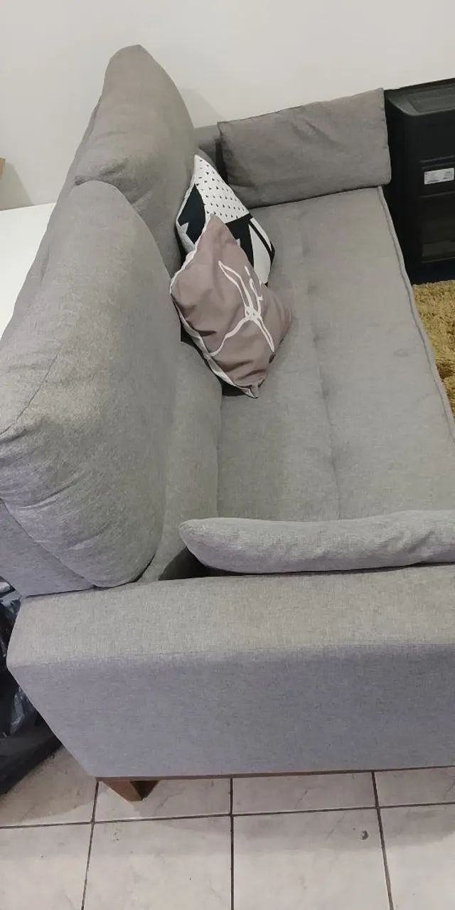 Sofá de linho na cor cinza - Foto 5