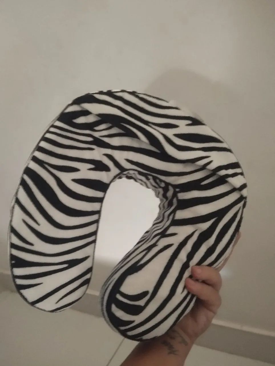 Travesseiro de viagem de zebra