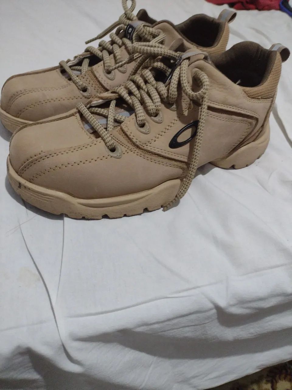 Vendo tênis Okley 
