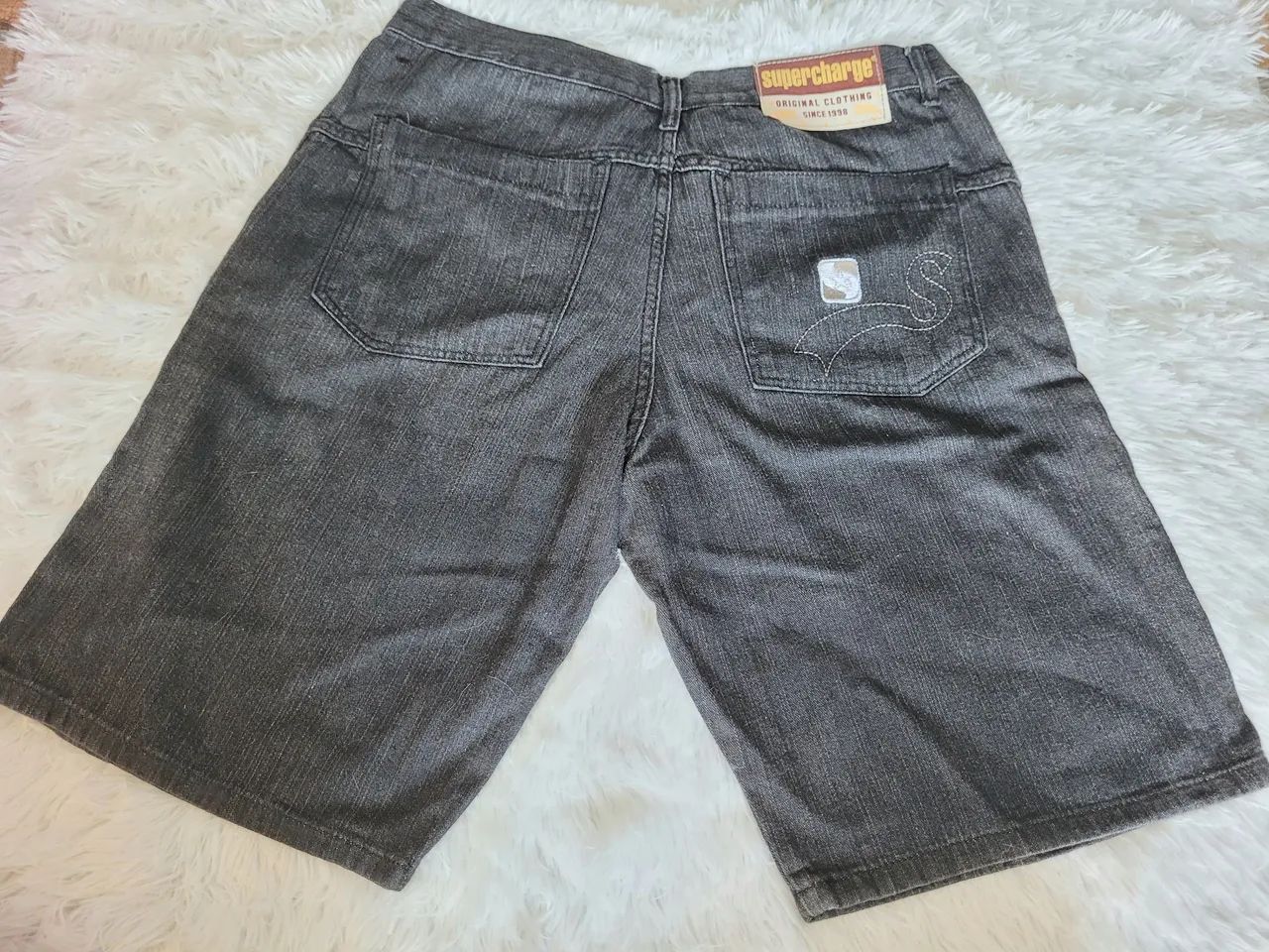 Bermuda jeans tamanho GG serve 46 - Foto 2