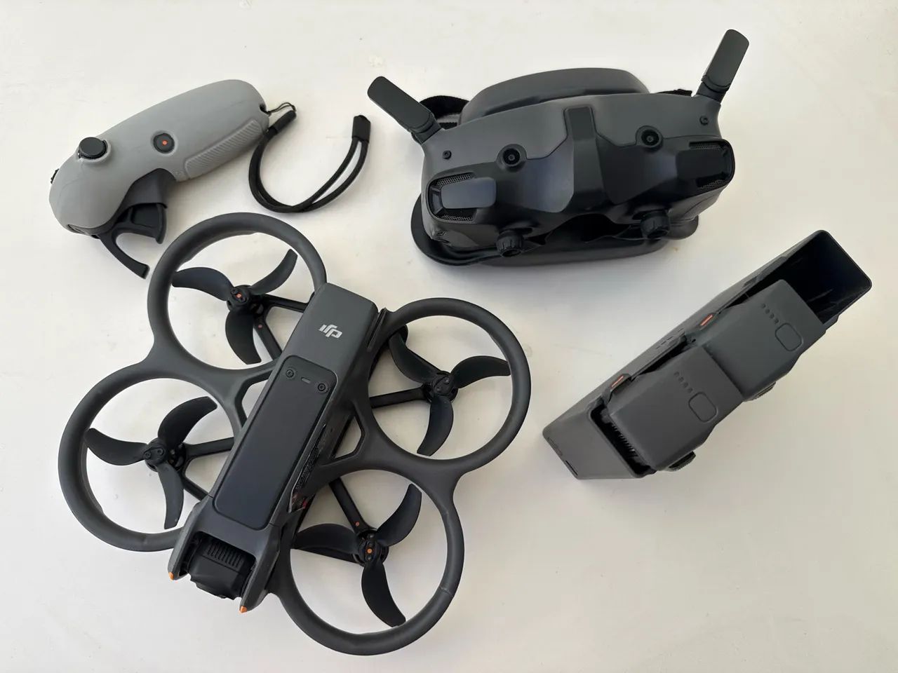 DJI Avata 2 Fly More Combo (2 Baterias)