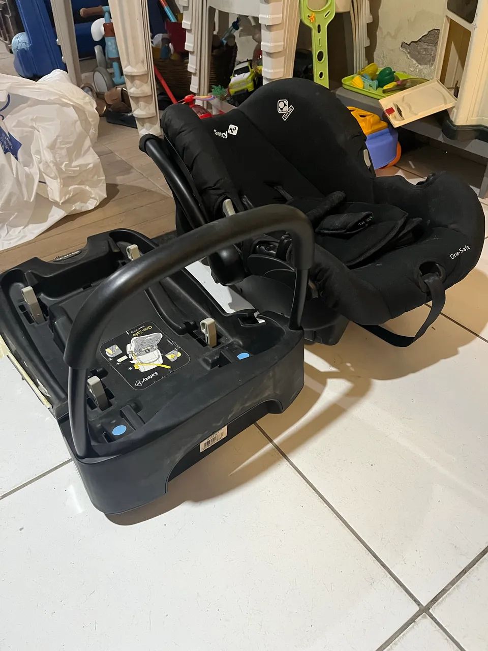 Carrinho de bebê com bebê conforto Mobi Safety 1st - Foto 5