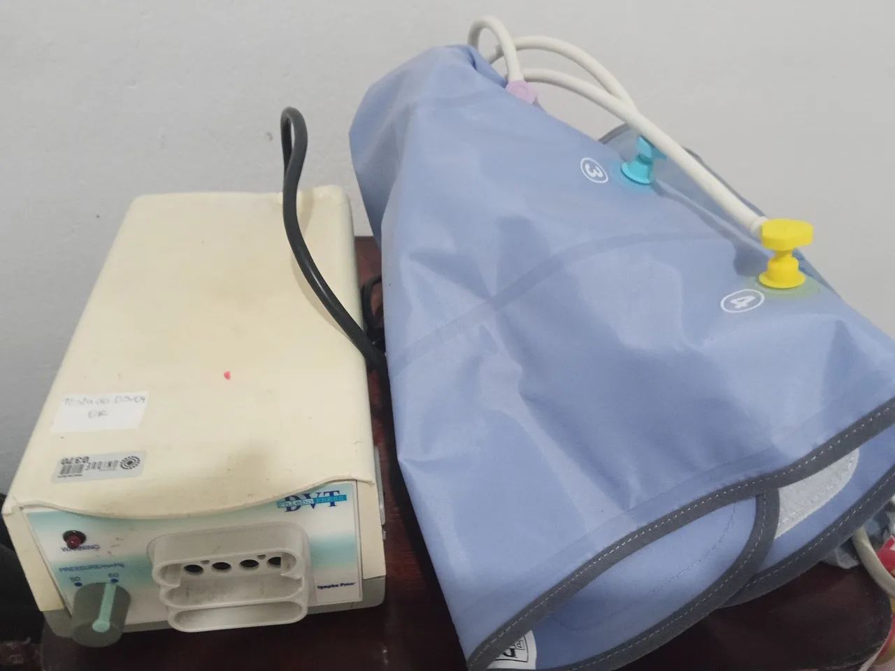 Vendo máquina de pressoterapia
