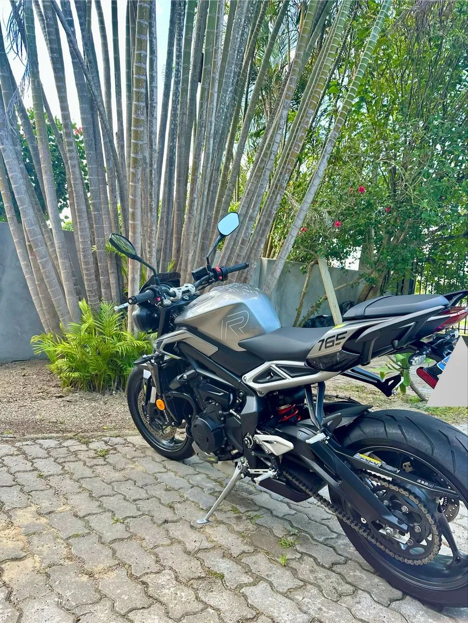 Triumph Street Triple 765 R 2024 - 3.400km - Único Dono - Quickshifter - IPVA 2026 Pago - Foto 6