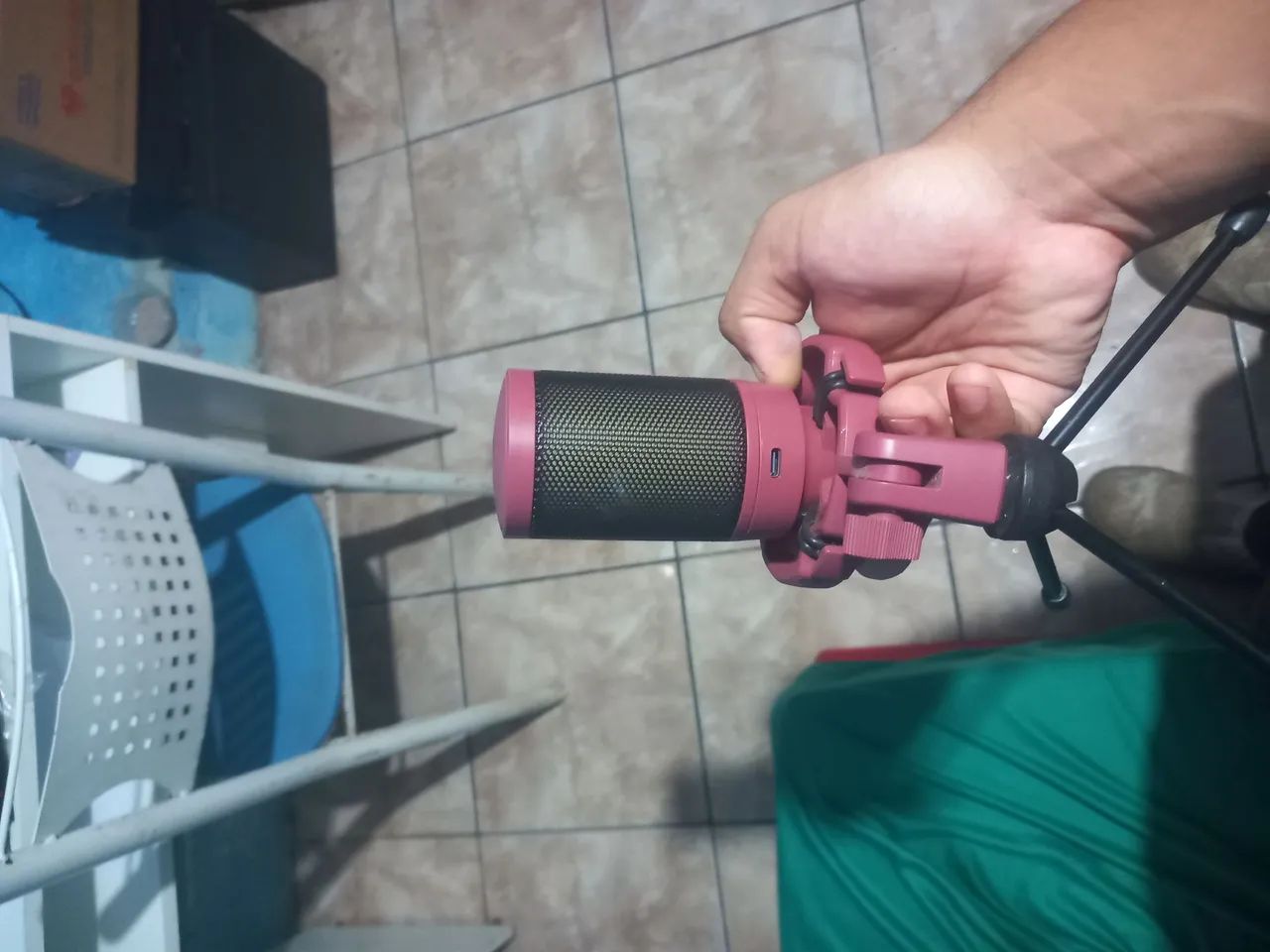 Mic fifine A6v