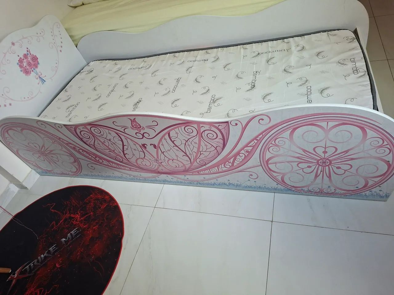 Cama infantil carruagem com colchão  - Foto 5