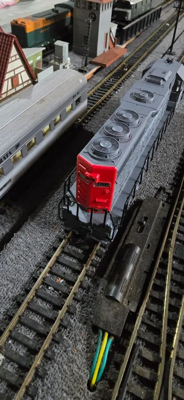 Locomotiva  - GP 40 Diesel - Foto 5