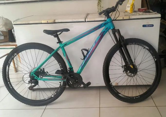 Bicicleta First Aro 29 Semi Nova