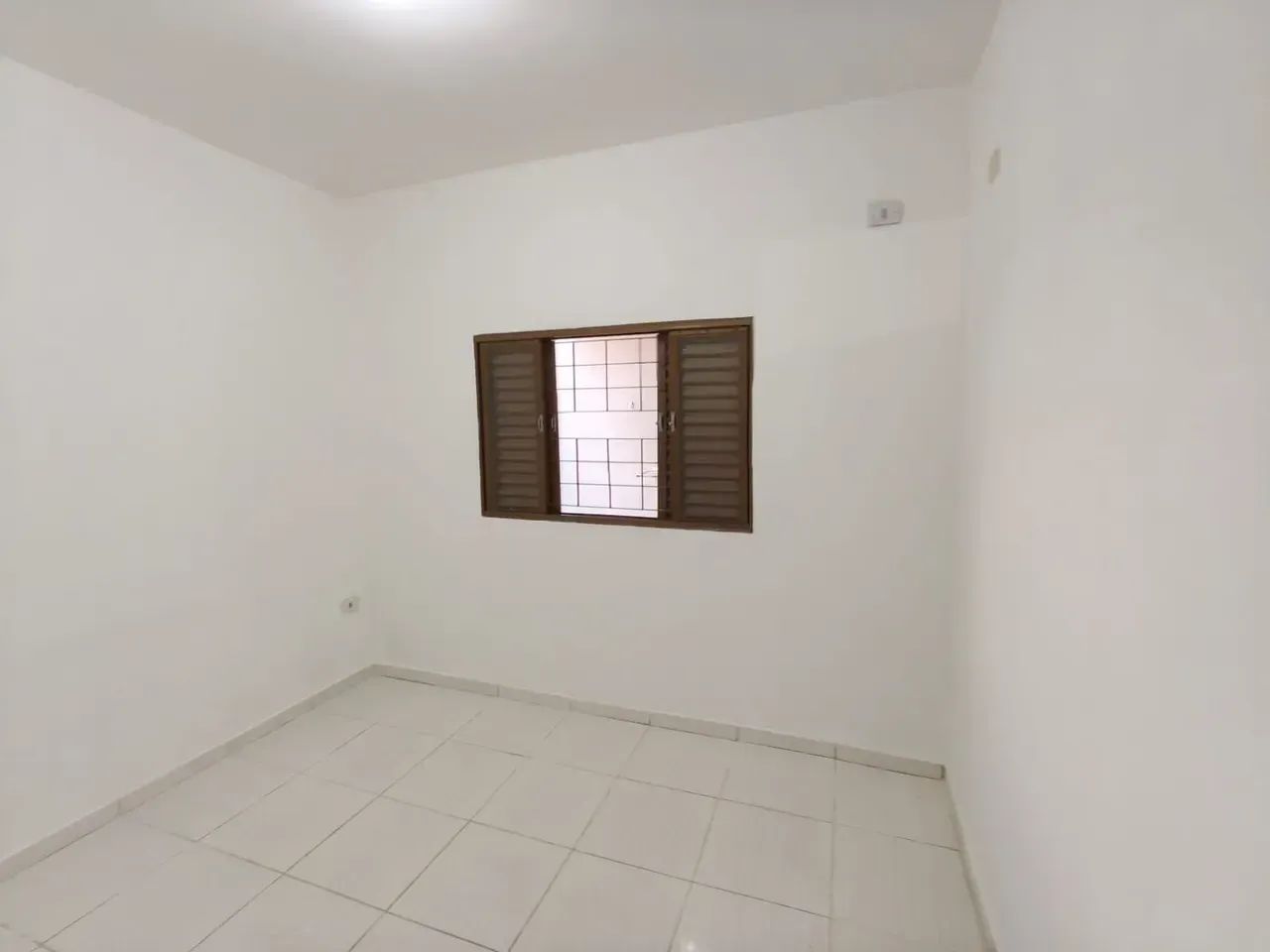 Excelente Casa com 2 Quartos no Tiradentes - Foto 5