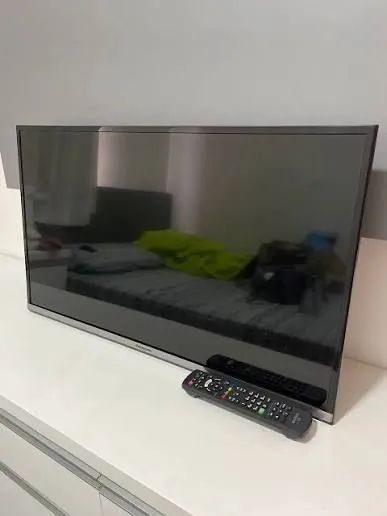 Smart tv Panasonic 32 plg com controle  - Foto 2
