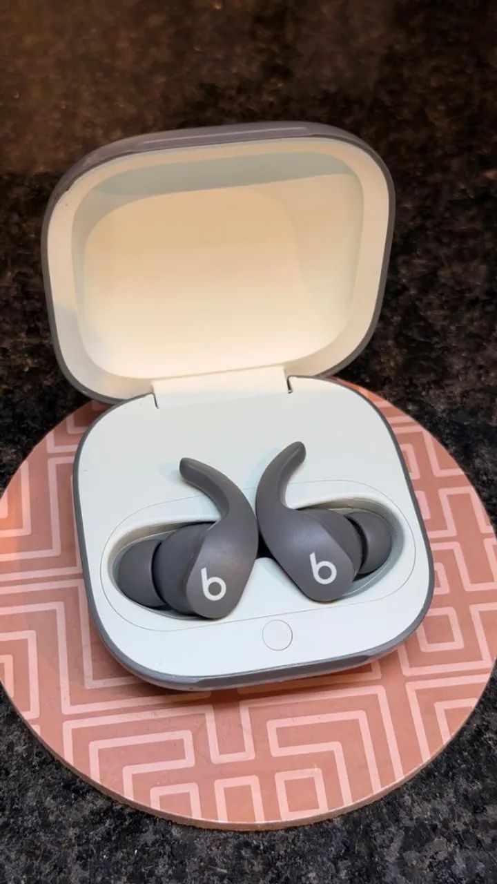 Fone Beats Fit Pro Sage Gray - Bluetooth com Cancelamento de Ruido ANC