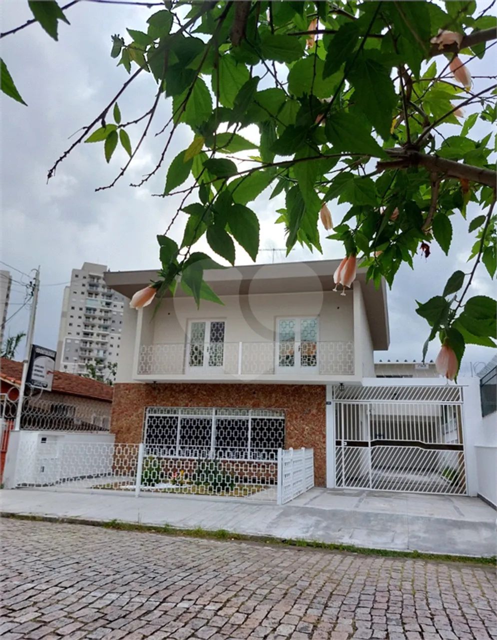 Sobrado á venda - Guarulhos