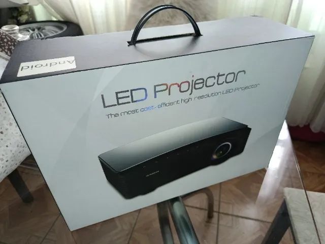 Projetor Led 1080p Com Android + Tela Refletiva - Foto 3