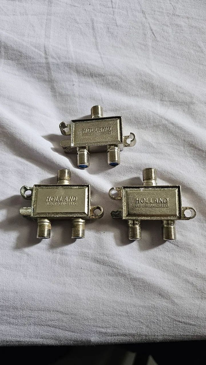 Conector Splitter/Divisor de Sinal Holland Electronics GHS-2, original. - Foto 3