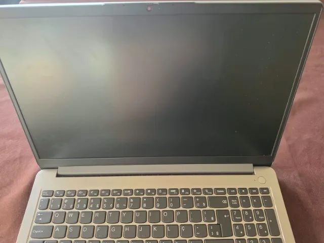 Notebook Lenovo Core i3 12º Geração. 4 GB SSD 240. - Foto 3