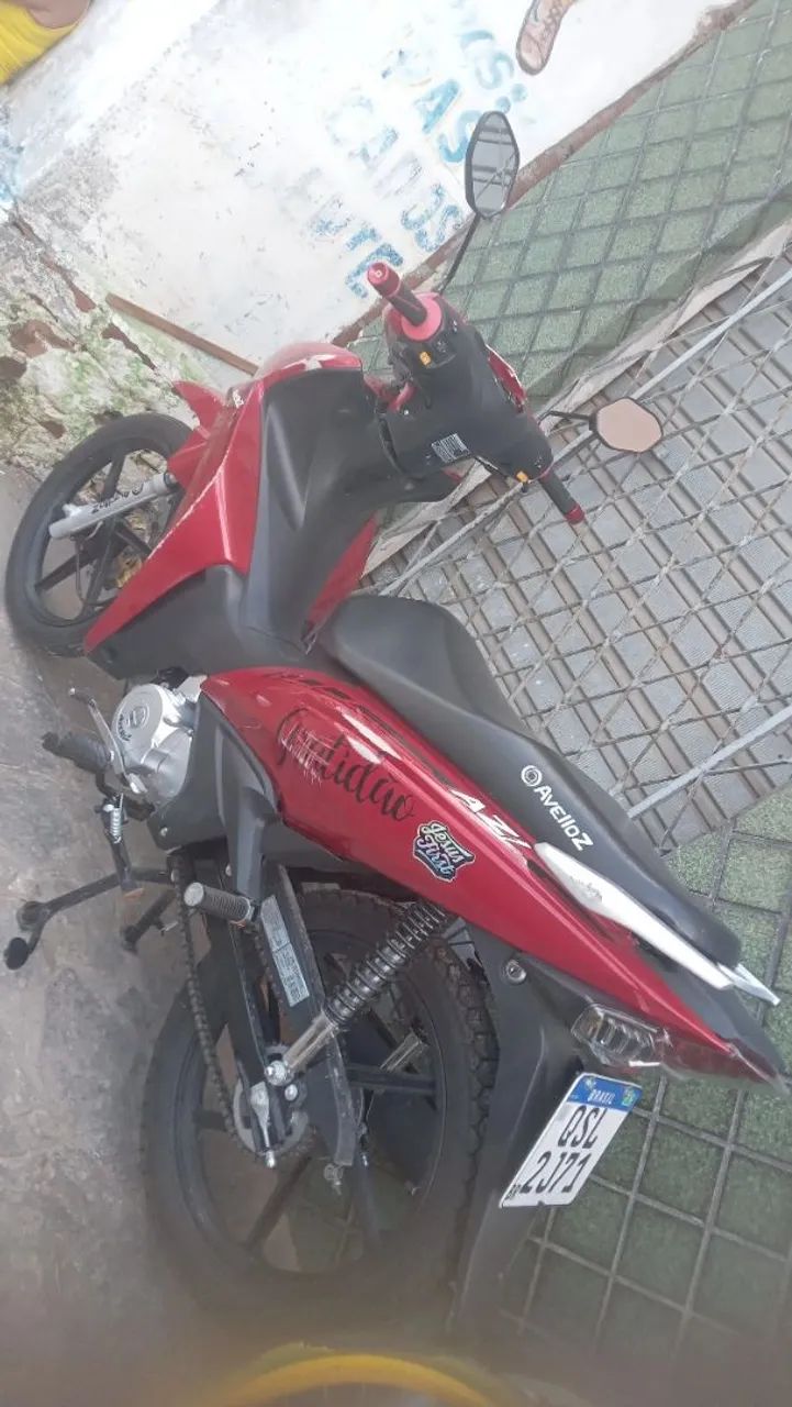 Moto Aveloz