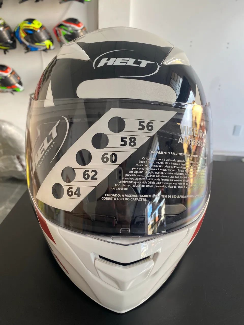 Capacete escamoteável Helt - Foto 2