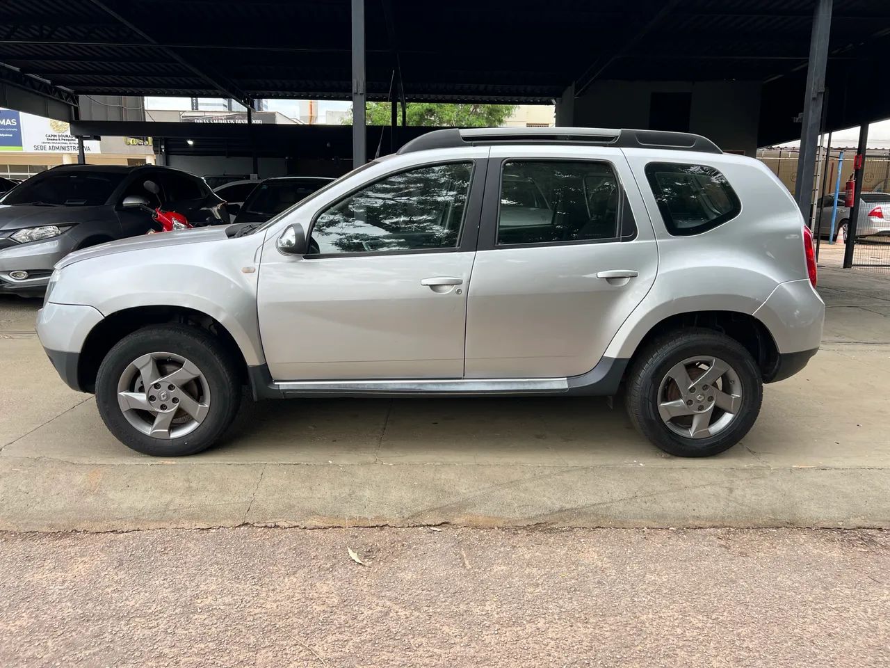 Renault Duster Dynamique 4X4 2.0 Hi-flex 16V MEC 2014 - Foto 2