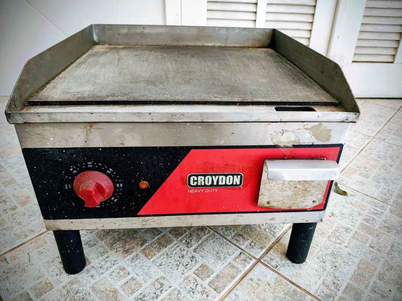 Chapa para lanches semi nova 